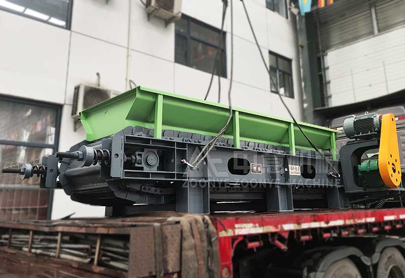 鏈板輸送機.jpg 鏈板輸送機